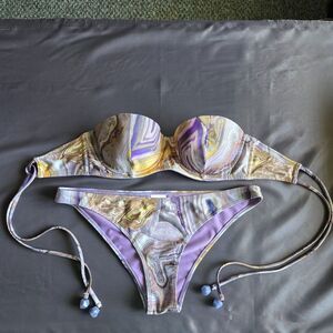 H&M Purple Marble Bikini with 36B Underwire Bra and Moderate Cut Bottoms SZ 8